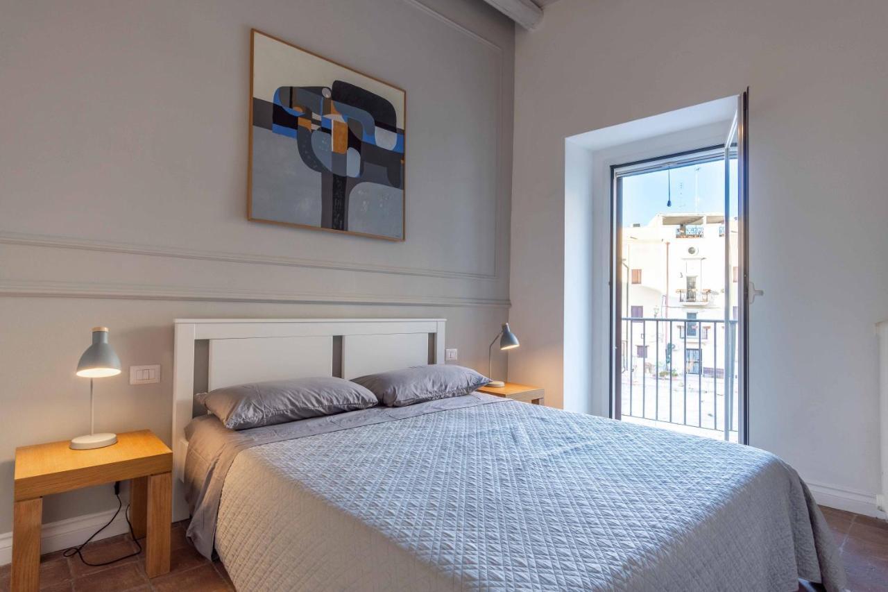 Апартаменти San Pietro House Барі Екстер'єр фото